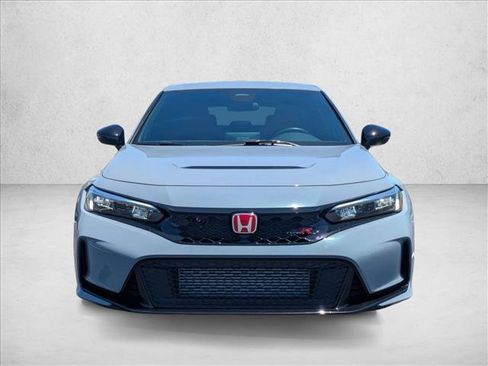 Used 2023 Honda Civic Type R image 2