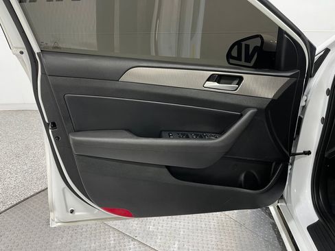 Used 2018 Hyundai Sonata Sport image 14
