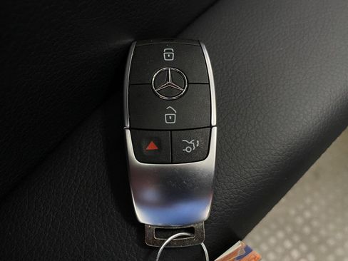 Certified 2026 Mercedes-Benz GLE 450 4MATIC image 36