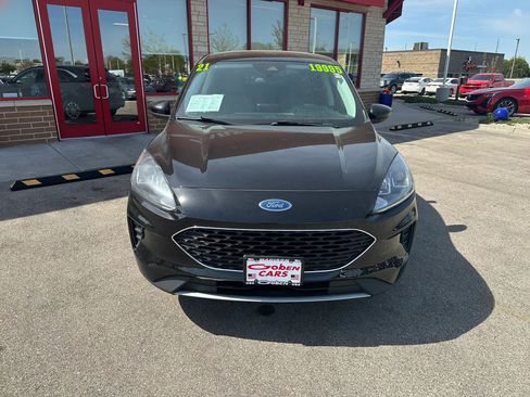 Used 2021 Ford Escape SE AWD/4WD image 2