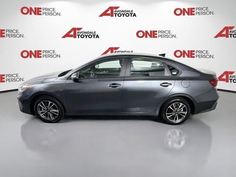 Used 2024 Kia Forte LXS FWD image 4