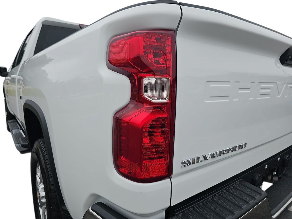 Used 2026 Chevrolet Silverado 2500 LT AWD/4WD image 34