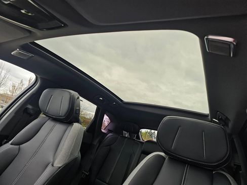New 2026 Cadillac Optiq Sport 1 image 21