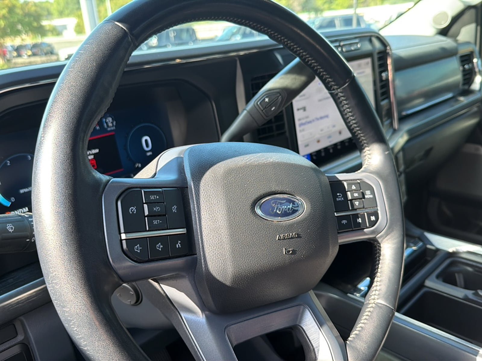 Used 2024 Ford F250 Lariat w/ Sport Appearance Package AWD/4WD image 30