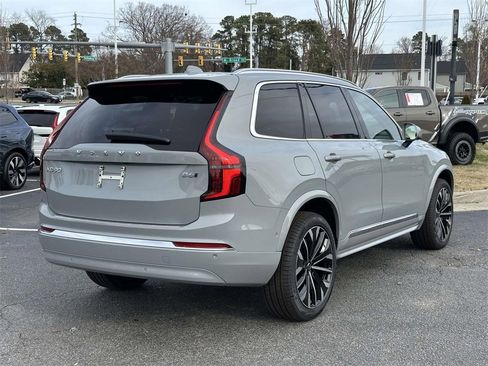 New 2026 Volvo XC90 B6 Plus w/ Protection Package Premier AWD/4WD image 19