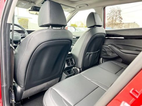 New 2026 Kia Seltos SX w/ SX Sunroof Package image 12
