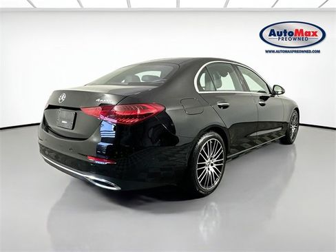 Used 2025 Mercedes-Benz C 300 4MATIC Sedan image 2