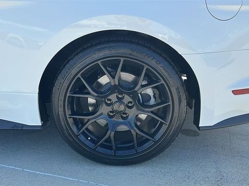 Used 2018 Ford Mustang Coupe w/ Ecoboost Performance Package RWD image 17