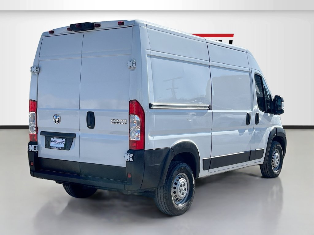 Used 2023 RAM ProMaster 2500 w/ Driver Convenience Group FWD image 7