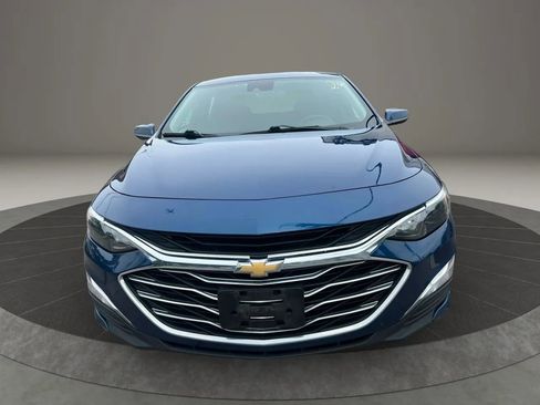 Used 2019 Chevrolet Malibu LS w/ Driver Confidence Package II FWD image 2