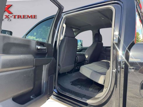 Used 2023 Chevrolet Silverado 2500 Custom w/ Custom Value Package AWD/4WD image 27