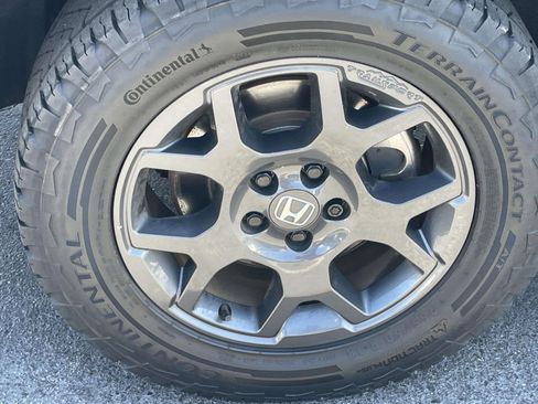 Used 2023 Honda Pilot TrailSport image 10