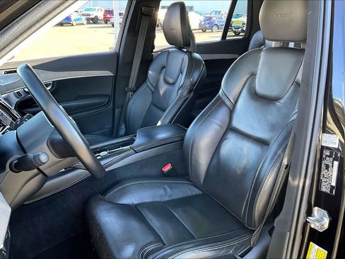 Used 2020 Volvo XC90 T6 Inscription w/ Protection Package Premier image 7