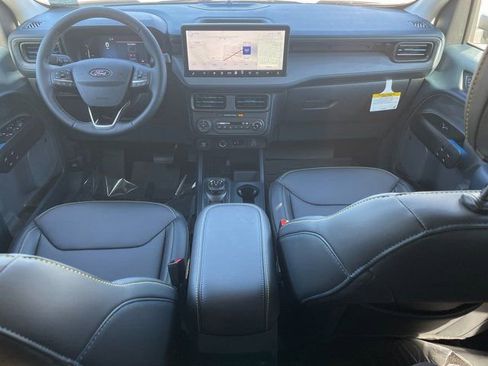 New 2025 Ford Maverick Lobo image 13