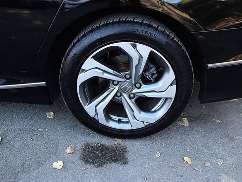 Used 2018 Honda Accord EX-L image 9