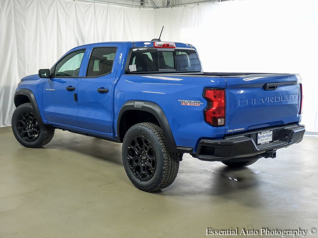 Used 2026 Chevrolet Colorado Trail Boss AWD/4WD image 8