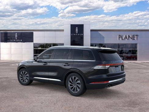 New 2026 Lincoln Aviator 2WD image 4