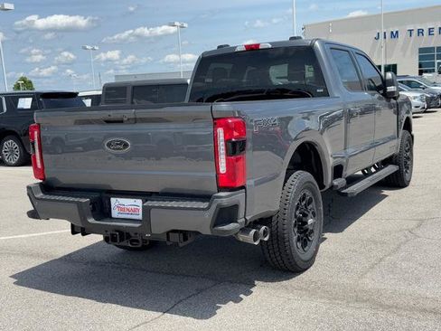 New 2026 Ford F250 XLT w/ XLT Premium Package AWD/4WD image 3