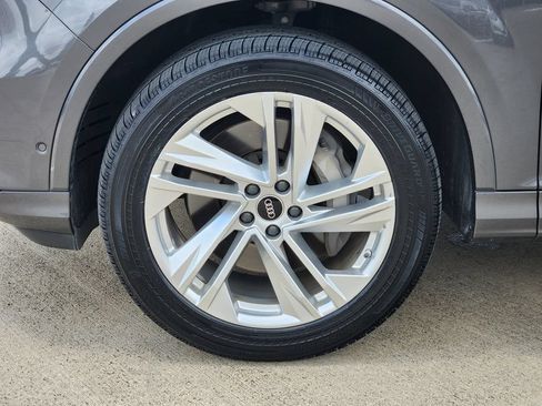 Used 2022 Audi Q7 3.0T Premium AWD/4WD image 10