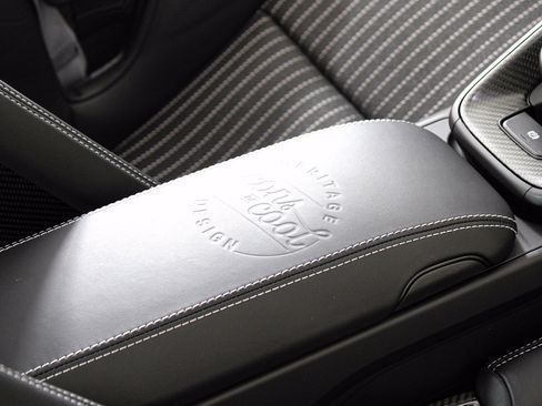 Used 2024 Porsche 911 GT3 RS RWD image 40