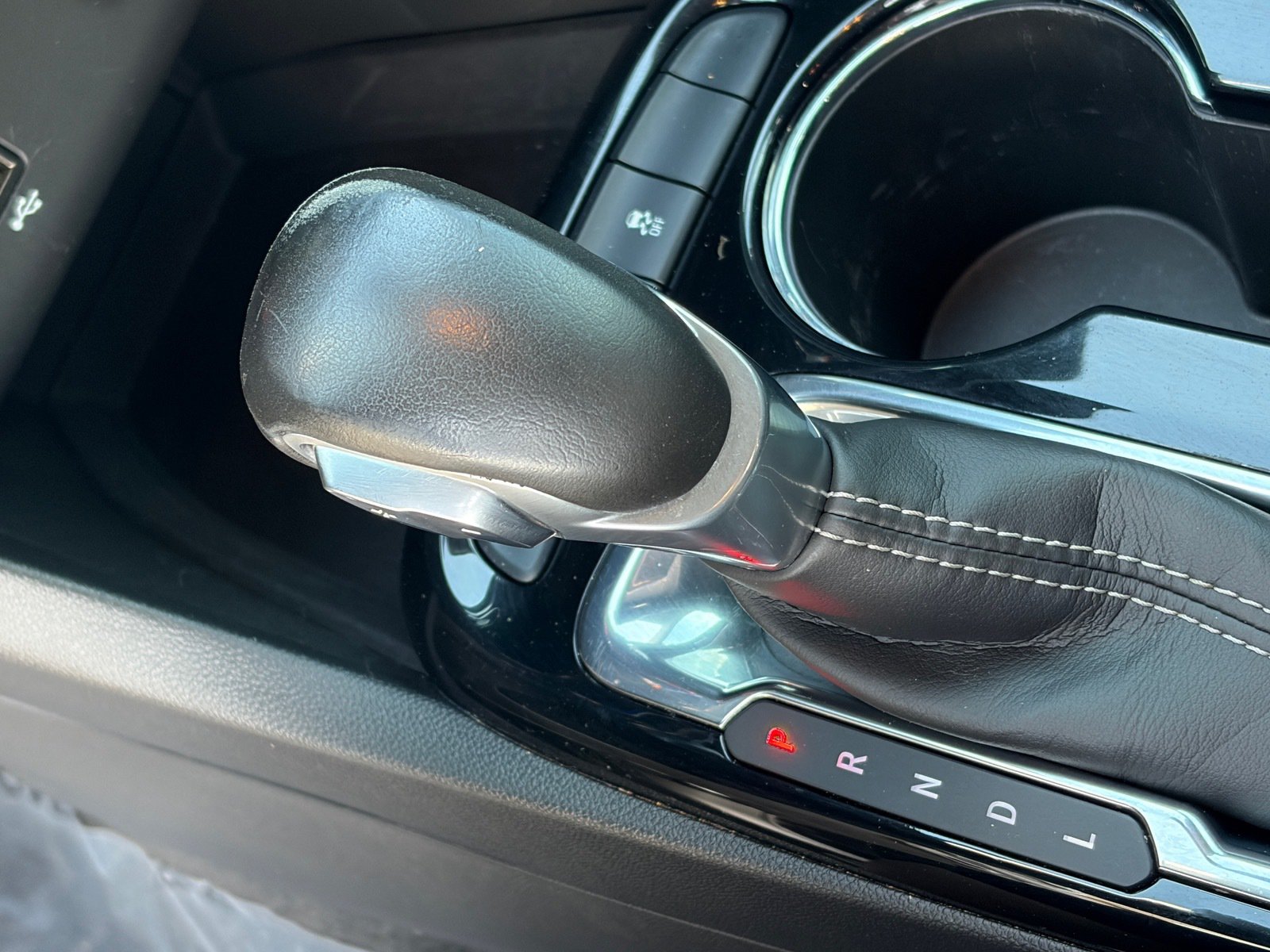 Used 2024 Buick Encore GX Sport Touring FWD image 30
