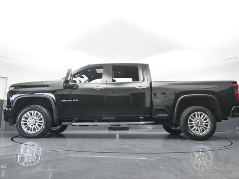 Used 2022 Chevrolet Silverado 2500 High Country w/ Z71 Off-Road Package AWD/4WD image 73