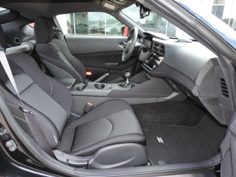 Used 2026 Nissan Z Sport w/ Floor Mat Package RWD image 20