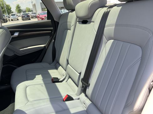 Certified 2023 Audi Q5 2.0T Premium Plus w/ Premium Plus Package AWD/4WD image 33