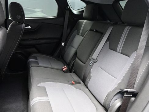New 2025 Chevrolet Blazer LT w/ Convenience Package FWD image 30