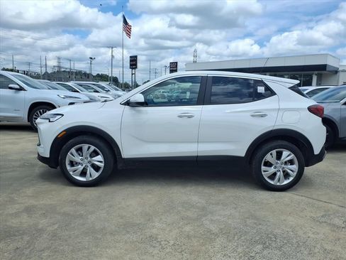 New 2026 Buick Encore GX Preferred w/ Comfort Package FWD image 4
