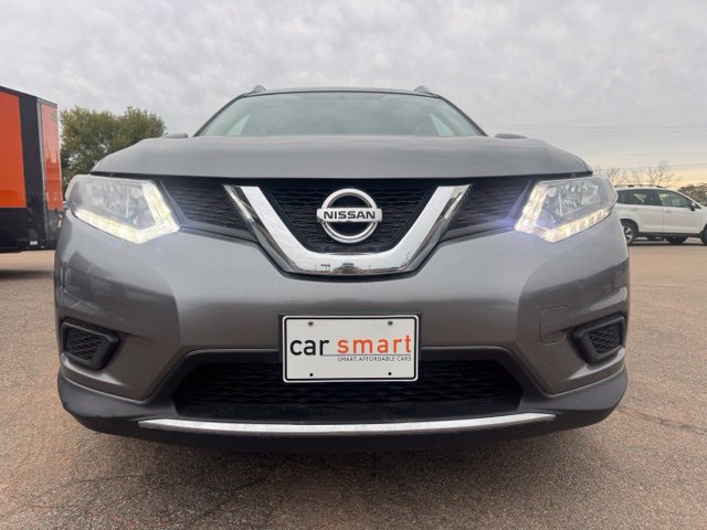 Used 2016 Nissan Rogue S w/ Appearance Package AWD/4WD image 2