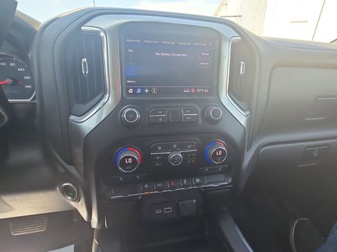 Used 2021 Chevrolet Silverado 1500 RST w/ Bed Protection Package AWD/4WD image 21