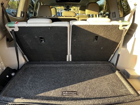 Used 2025 Volkswagen Atlas SEL Premium R-Line image 52