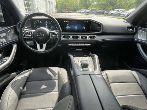 Used 2021 Mercedes-Benz GLS 450 4MATIC image 22