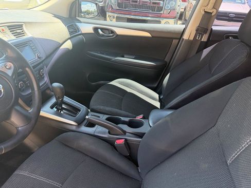Used 2018 Nissan Sentra S FWD image 13