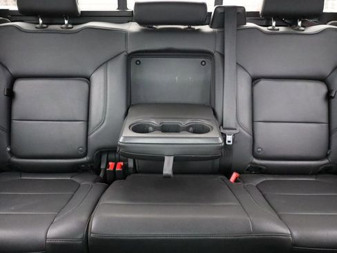 Used 2021 Chevrolet Silverado 1500 LT w/ Convenience Package II image 39