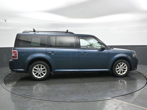 Used 2016 Ford Flex SE image 3