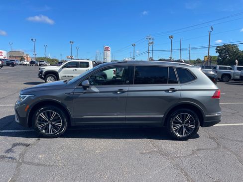 Used 2024 Volkswagen Tiguan Wolfsburg Edition FWD image 13