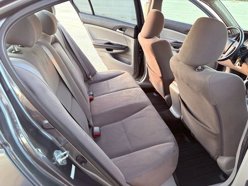 Used 2011 Honda Accord LX image 19