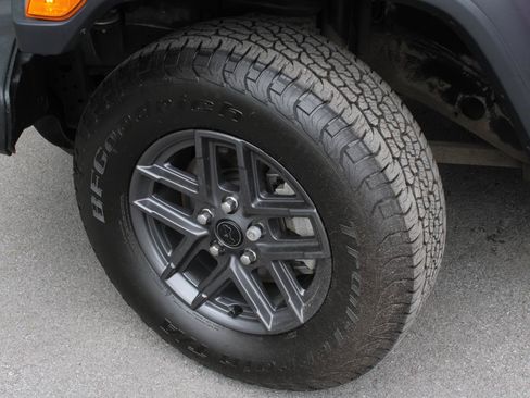 Used 2024 Jeep Wrangler Sport AWD/4WD image 18
