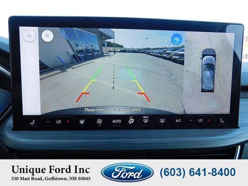 Used 2023 Ford Escape Platinum w/ Premium Technology Package image 23
