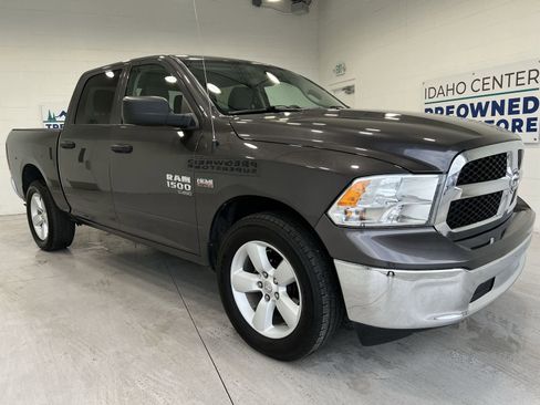 Used 2023 RAM 1500 Classic SLT image 2
