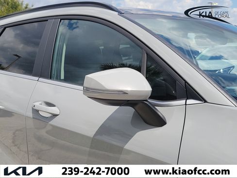 New 2026 Kia Sportage EX FWD image 8