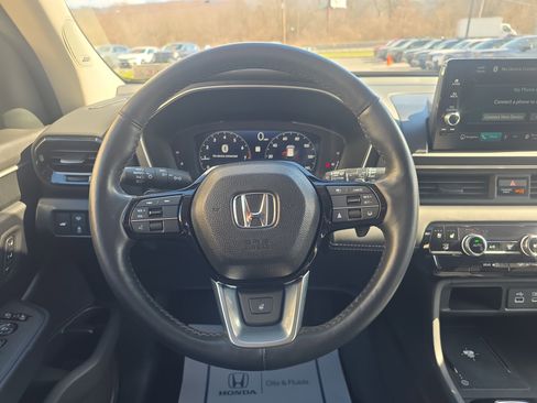 Used 2023 Honda Pilot Elite image 22