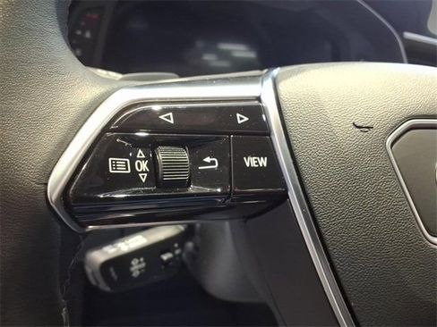 Used 2025 Audi A6 Premium Plus w/ Premium Plus Package image 17