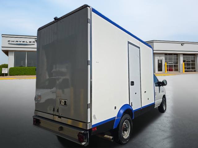 Used 2024 Ford E-350 and Econoline 350 Super Duty w/ Power Windows & Locks Group RWD image 4