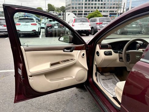Used 2007 Chevrolet Impala LS FWD image 9