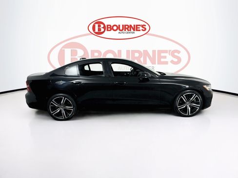 Used 2020 Volvo S60 T6 R-Design w/ Protection Package Premier AWD/4WD image 13