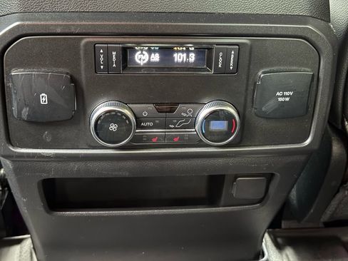 Used 2019 Ford Expedition Limited w/ Special Edition Package image 23