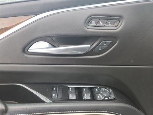 Used 2023 Cadillac Escalade ESV Sport Platinum w/ LPO, ONYX Package image 23